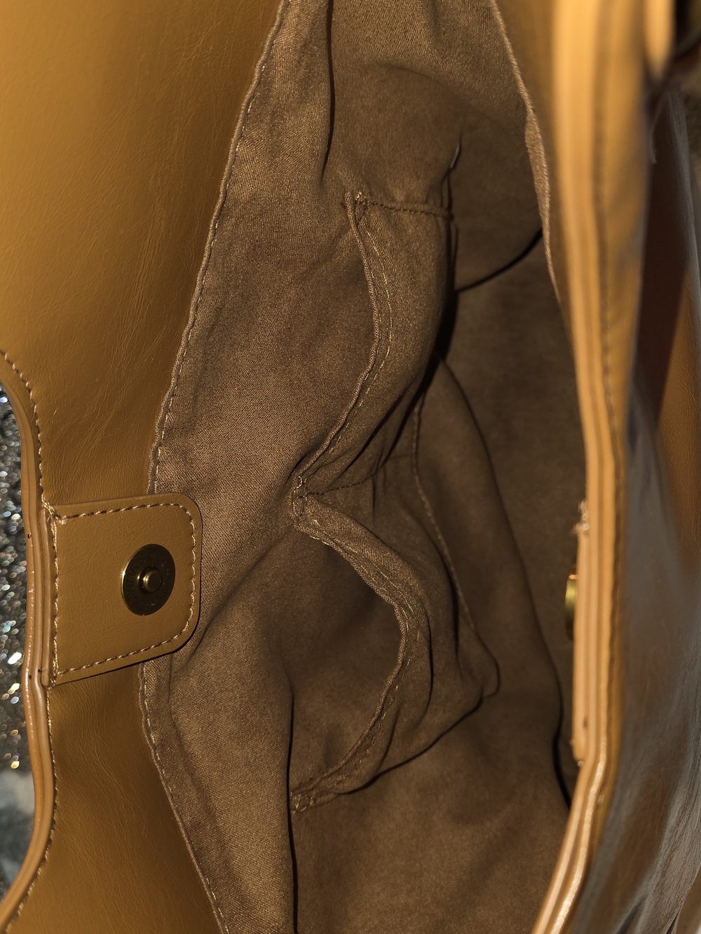 Steve Madden NWT Ochre Bnarel Tan Shoulder Tote Bag MSRP$118 - Picture 6 of 8